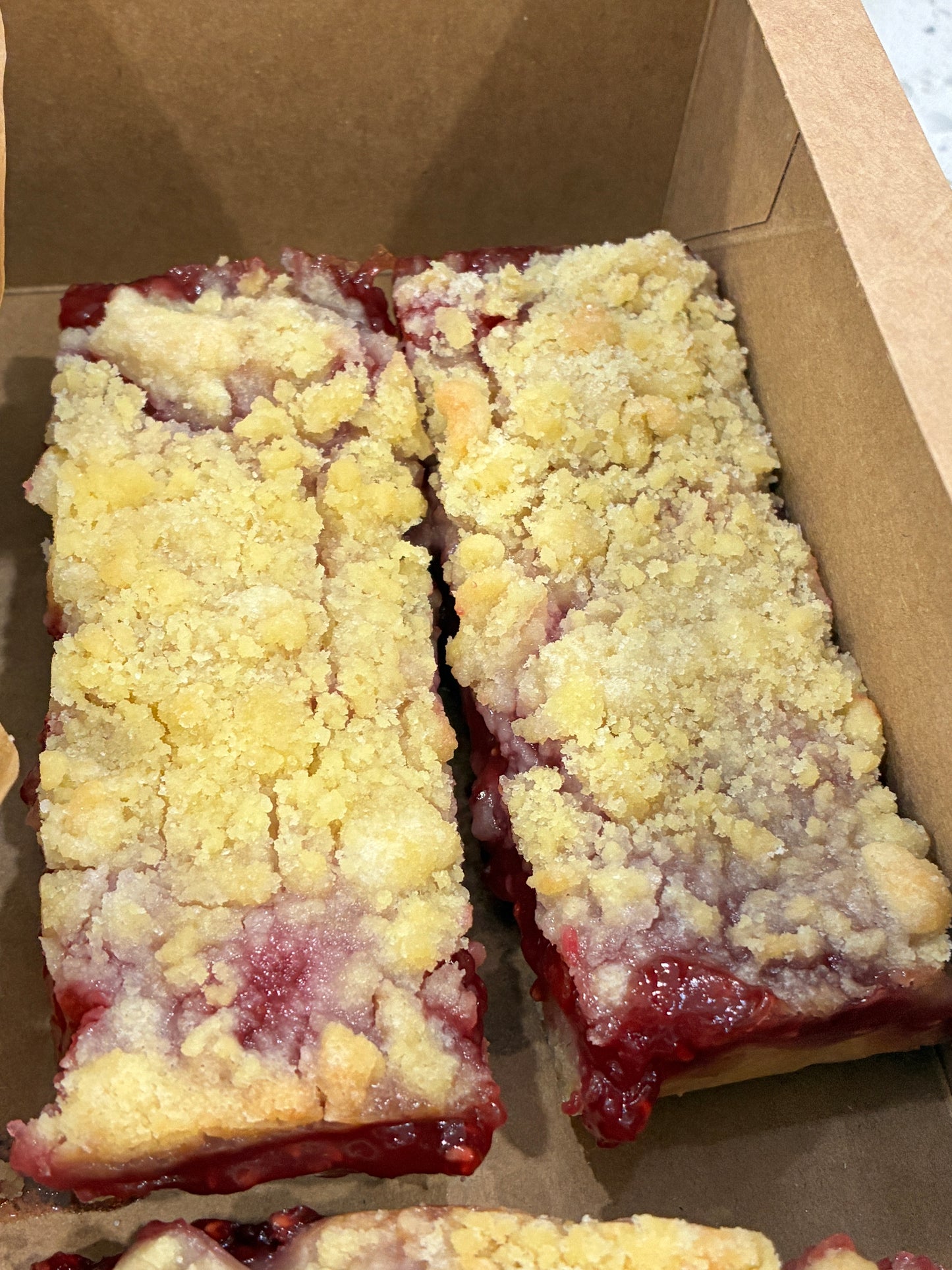 Peach Raspberry Crumble Bar HHMP- 8ct